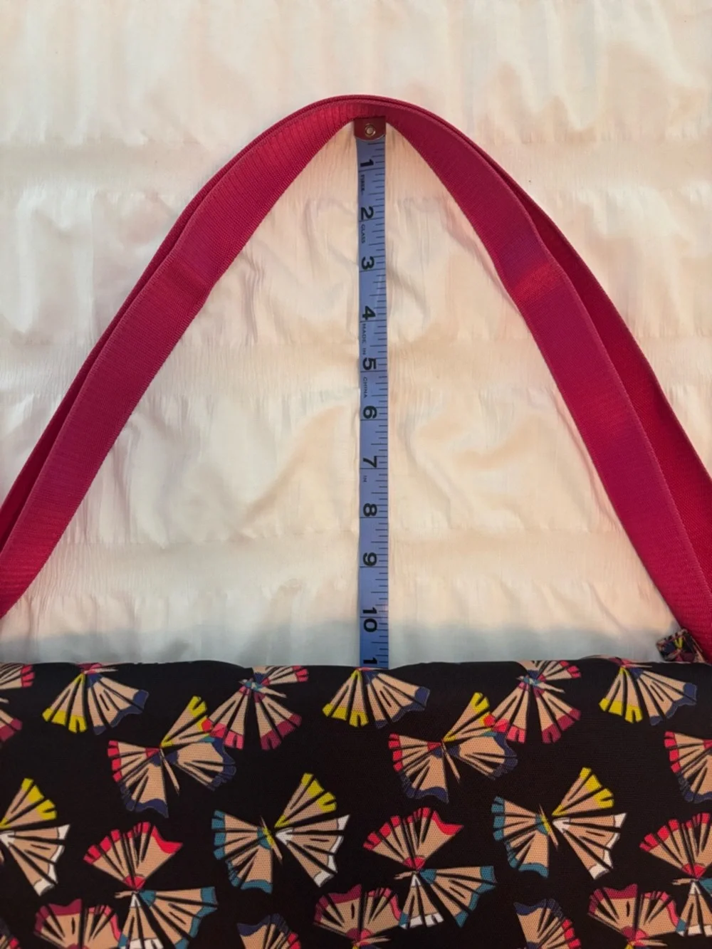 Vera Bradley Lighten Up Essential messenger laptop bag